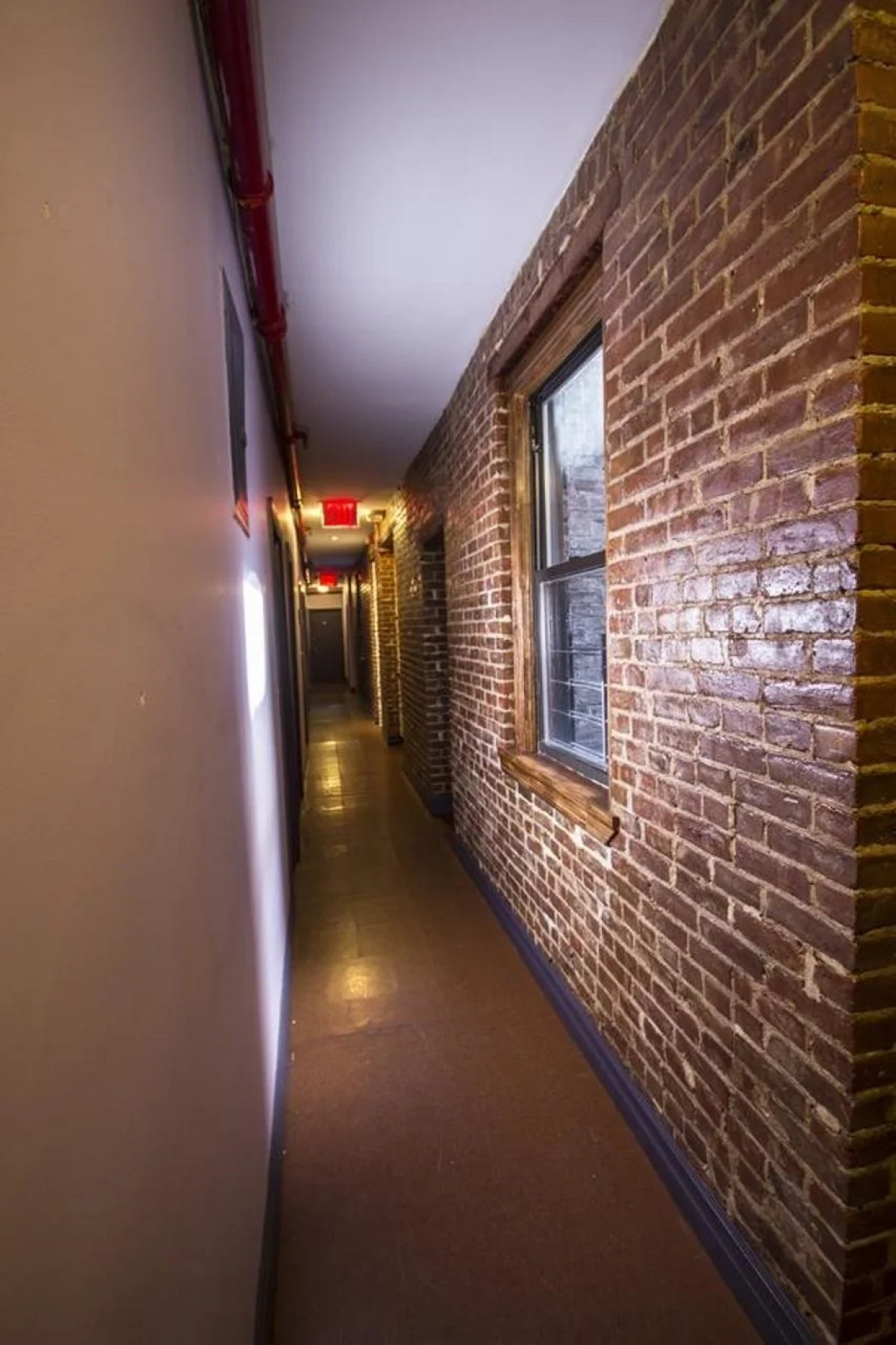 Broadway Hotel and Hostel