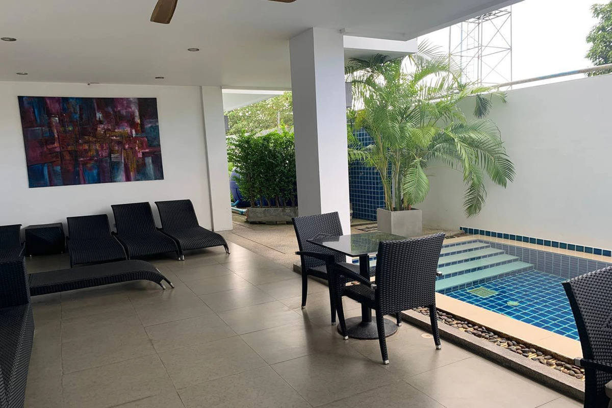 One World One Home Naiharn Hotel