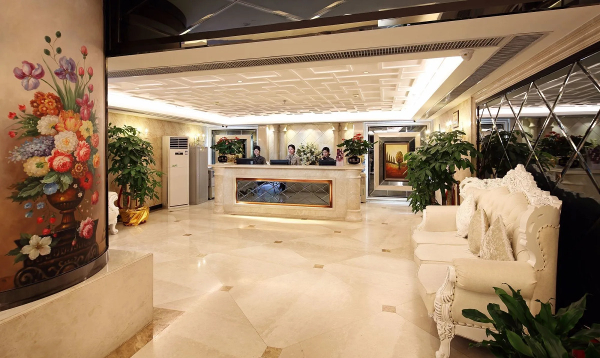 South & North International Apartment