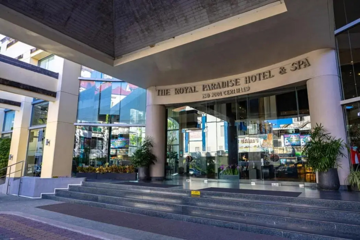 The Royal Paradise Hotel & Spa