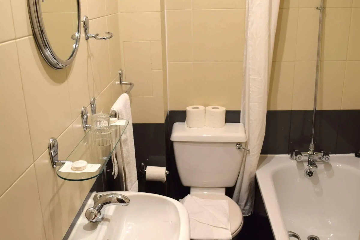 Pembridge Palace Hotel