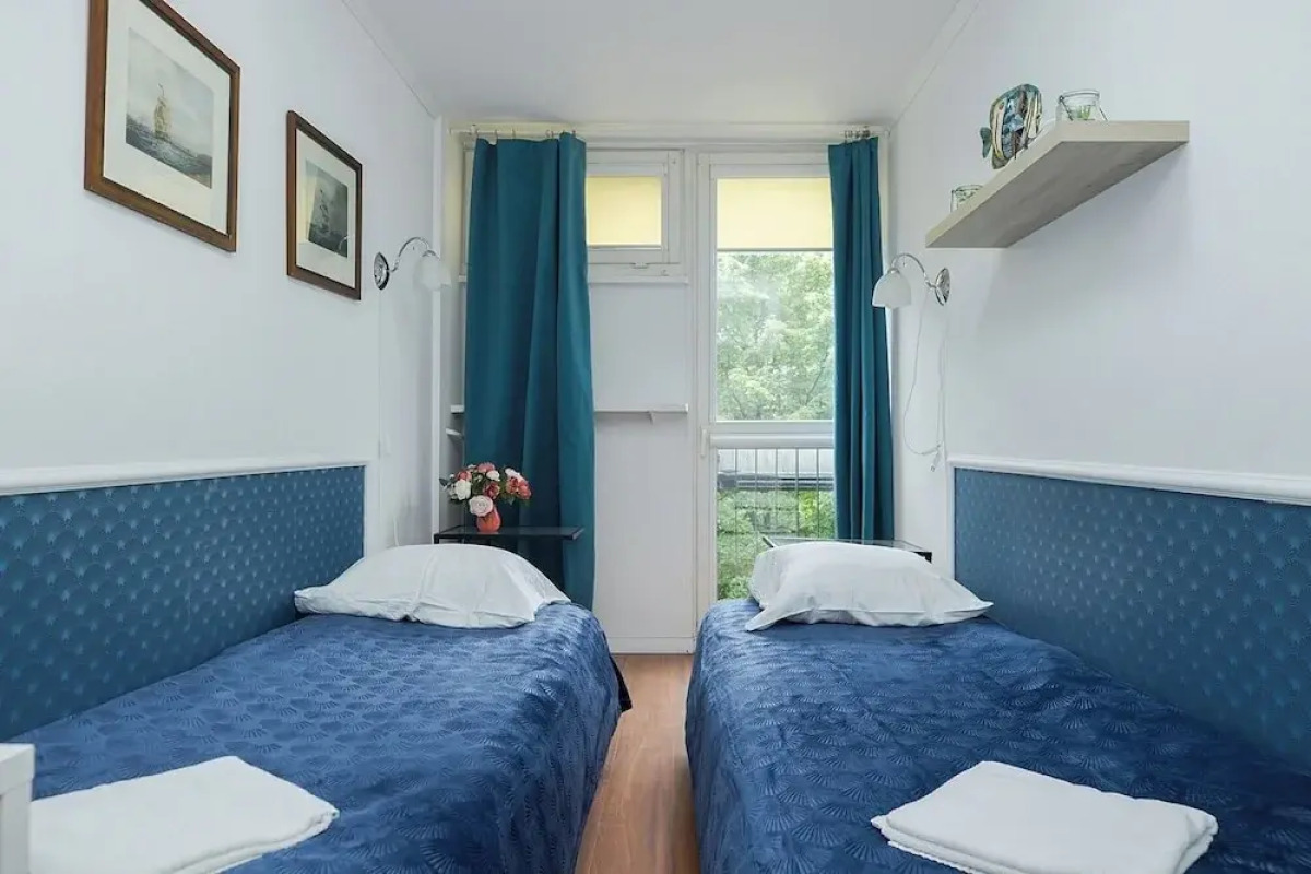 UNIT Warszawa Centrum Room by Metro Rondo ONZ