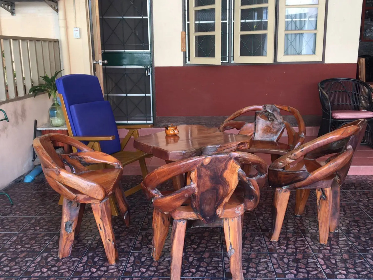 Anchana House by Zuzu