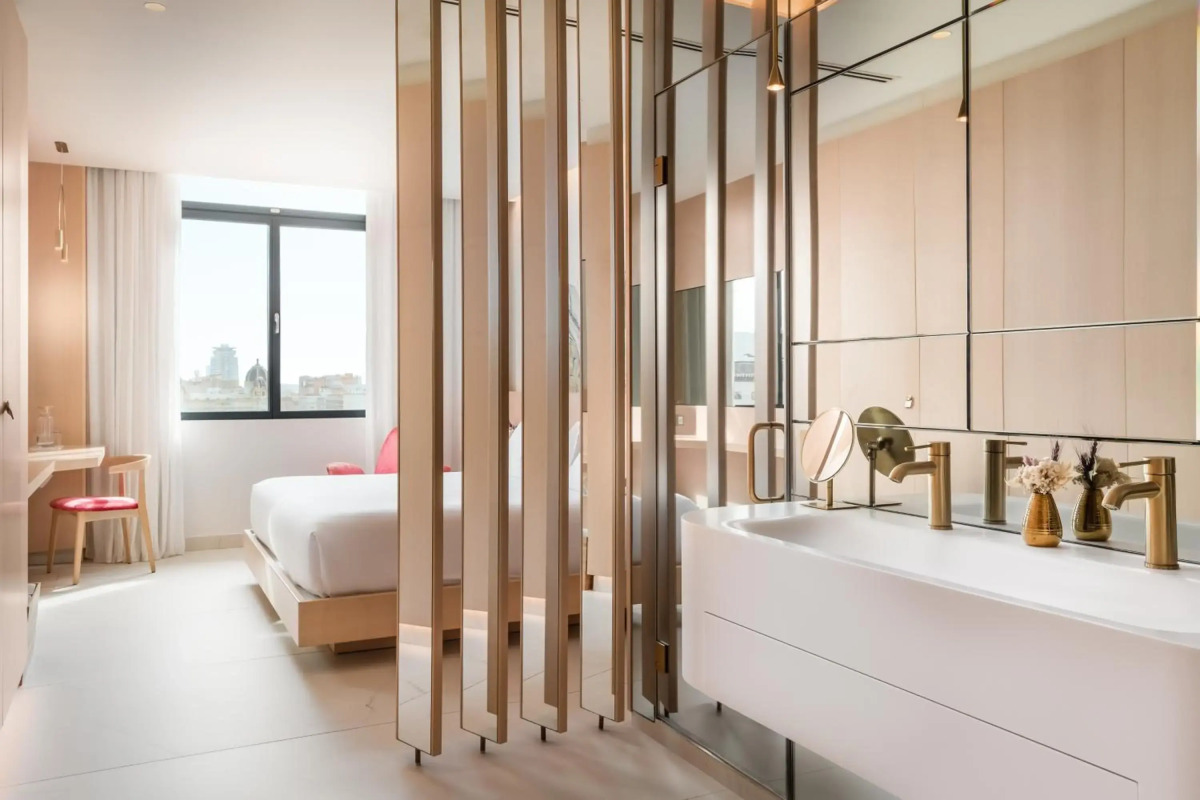 45 Times Barcelona Hotel