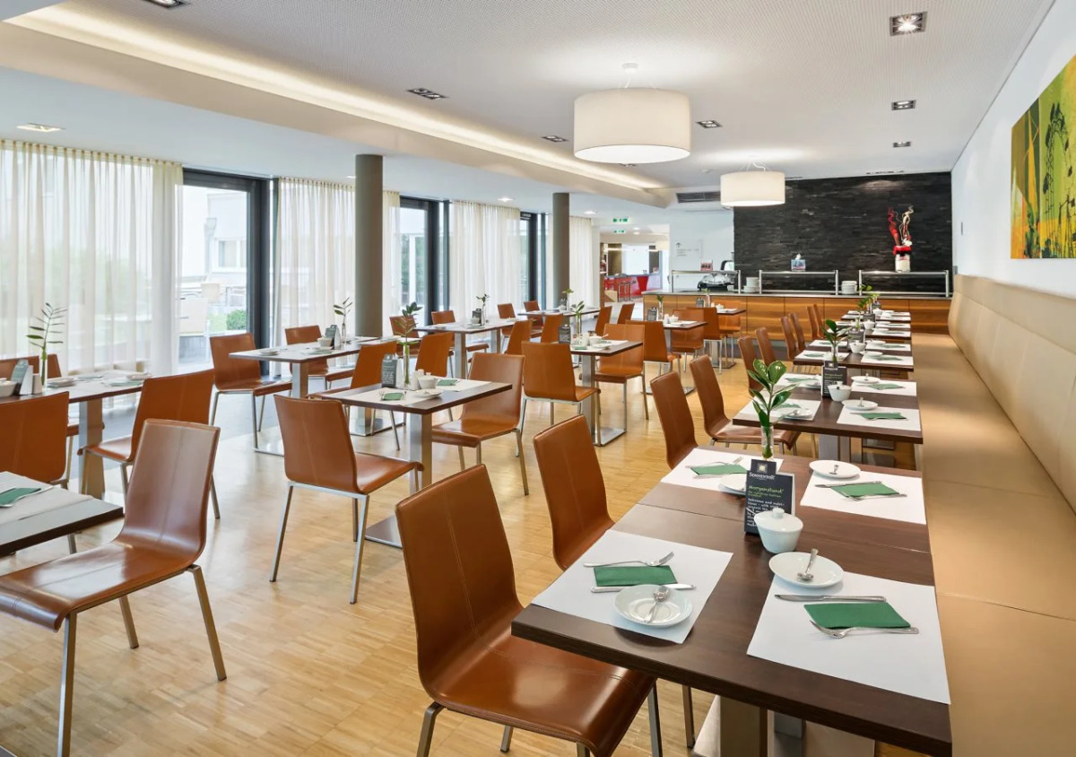Отель Four Points Flex by Sheraton Vienna Hauptbahnhof