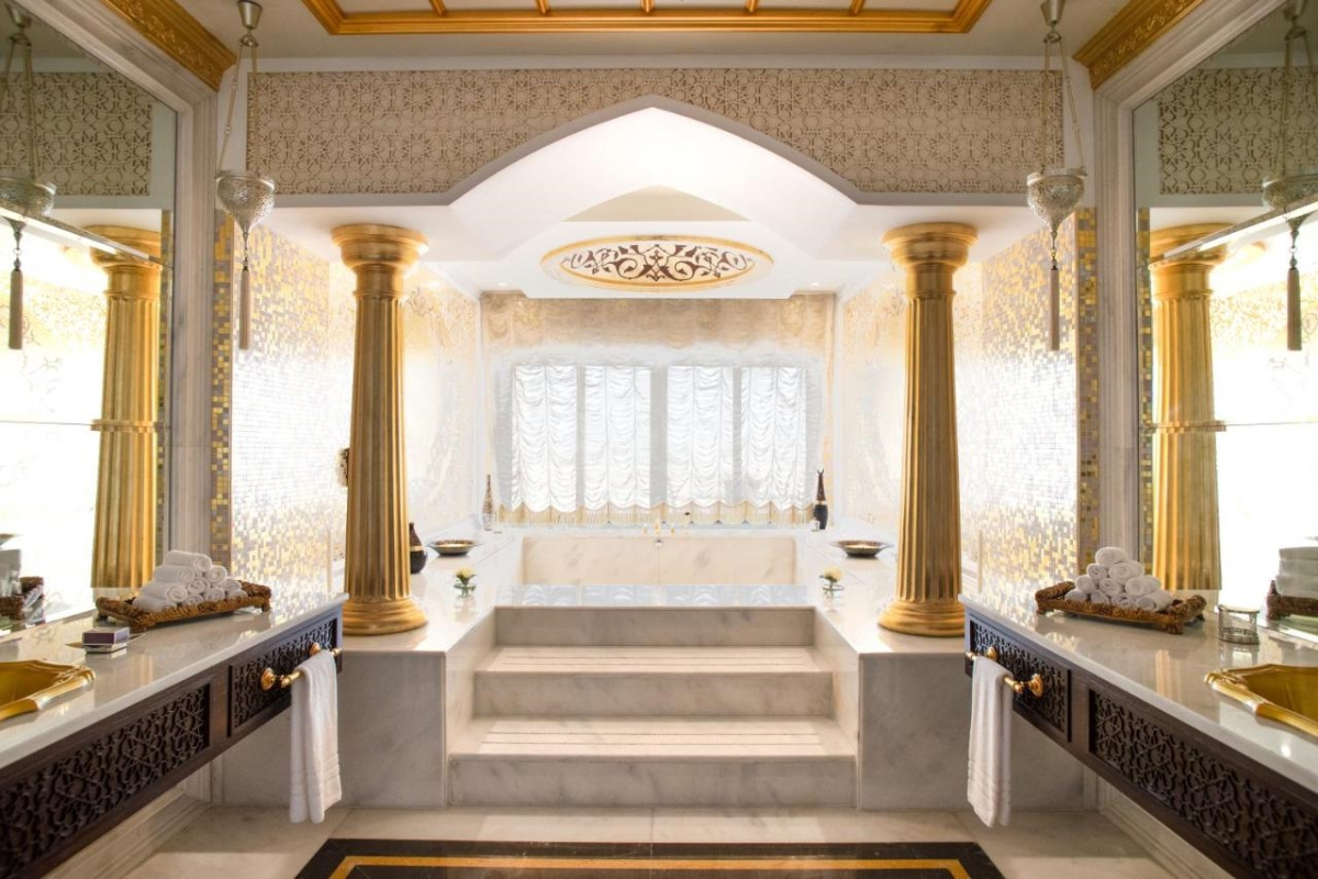 Отель Jumeirah Zabeel Saray Dubai