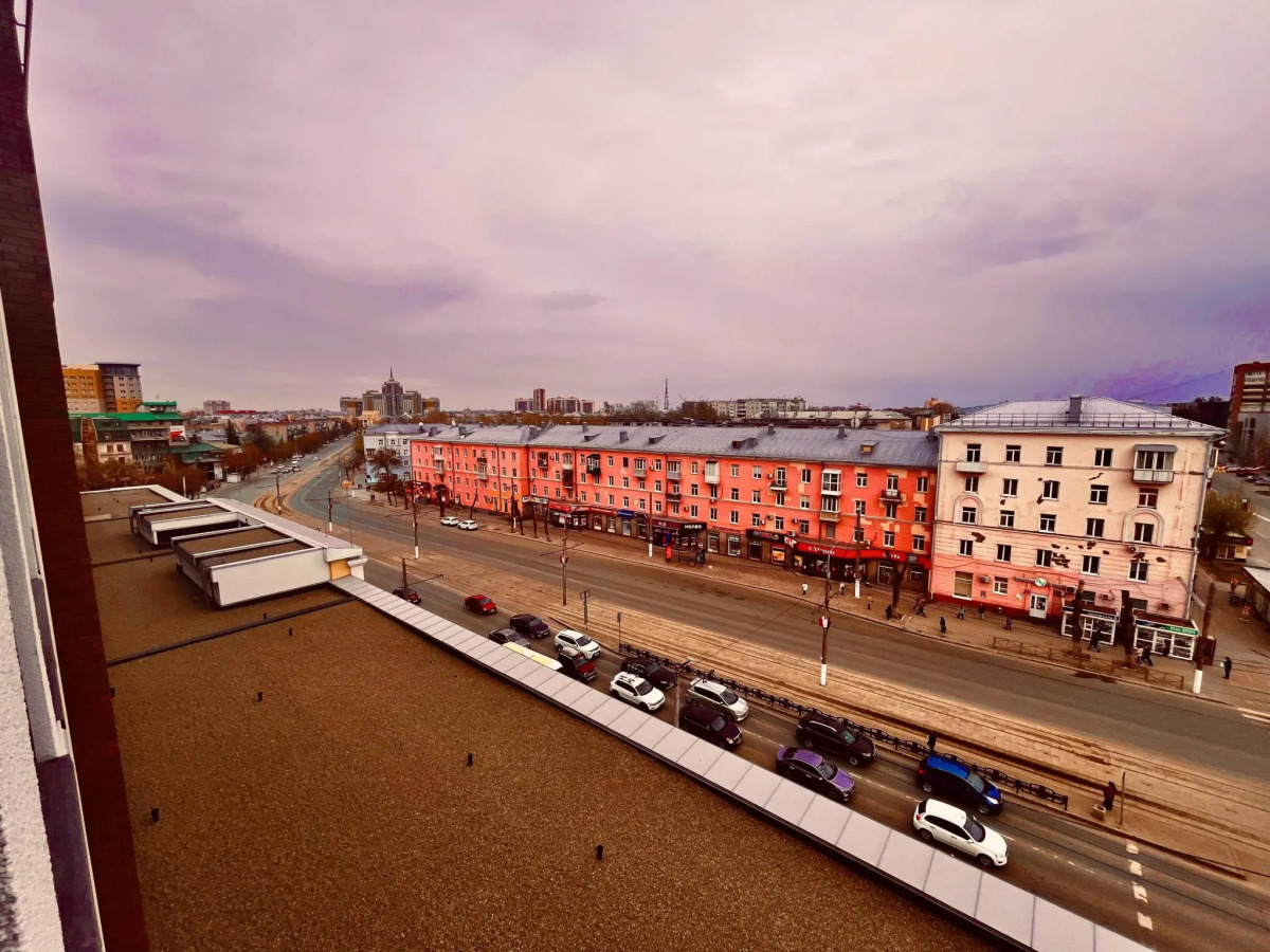 Апартаменты на проспекте Строителей 18 корпус 1