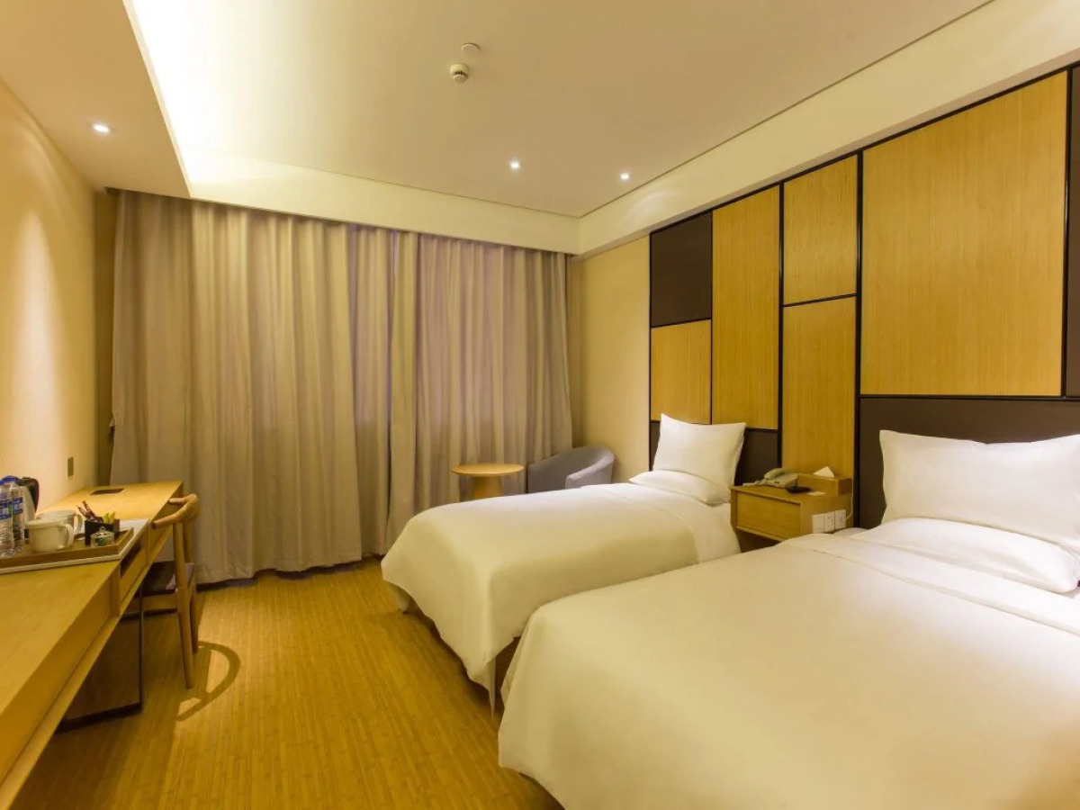 Ji Hotel Shanghai Oriental Pearl Tower