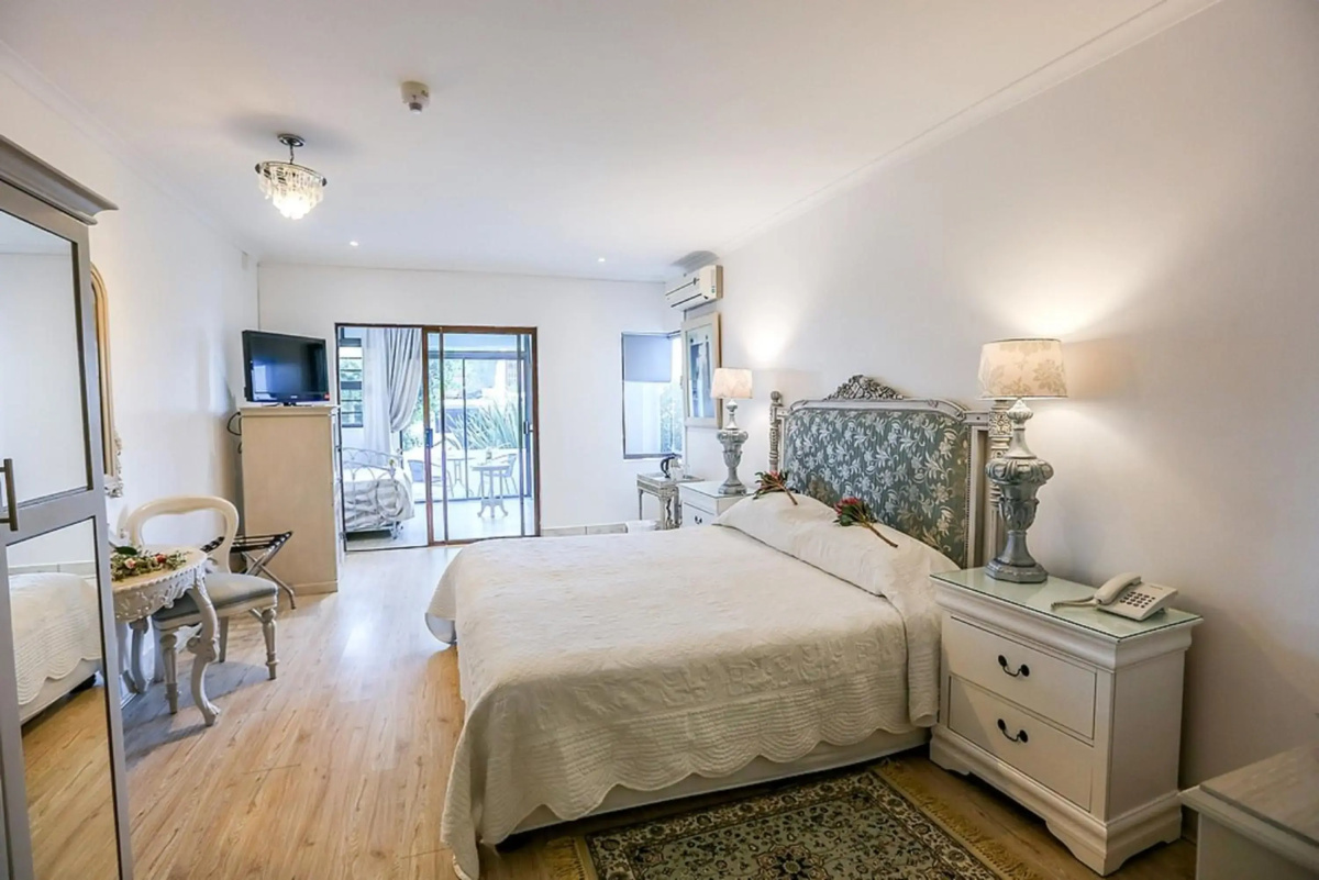 Misty Waves Boutique Hotel