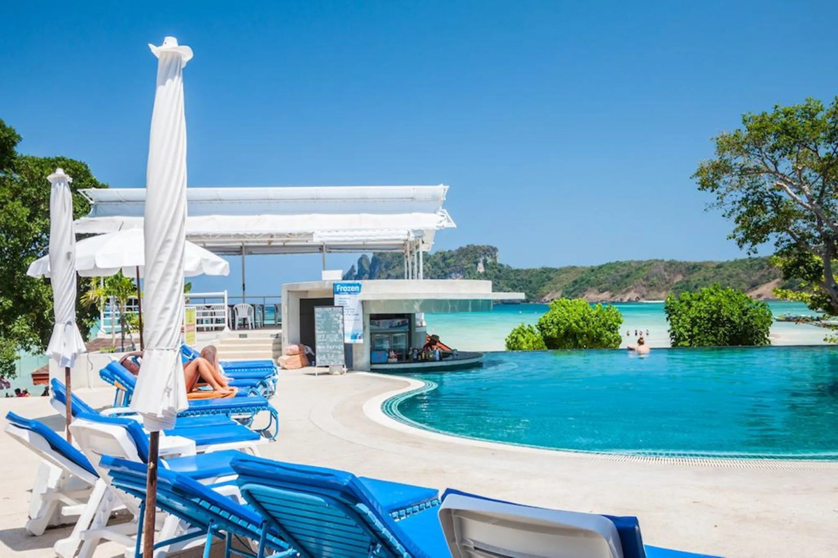 PP Charlie Beach Resort