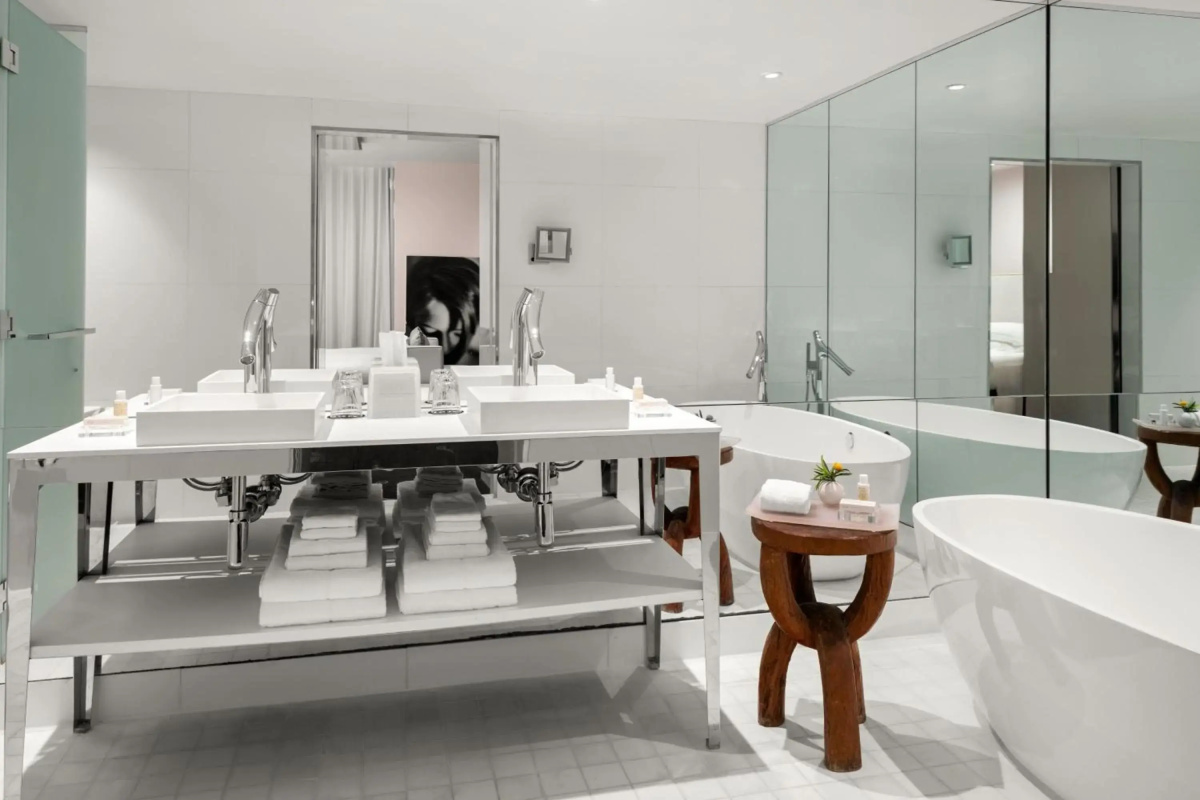 Отель Dua Miami Brickell, An Autograph Collection Hotel