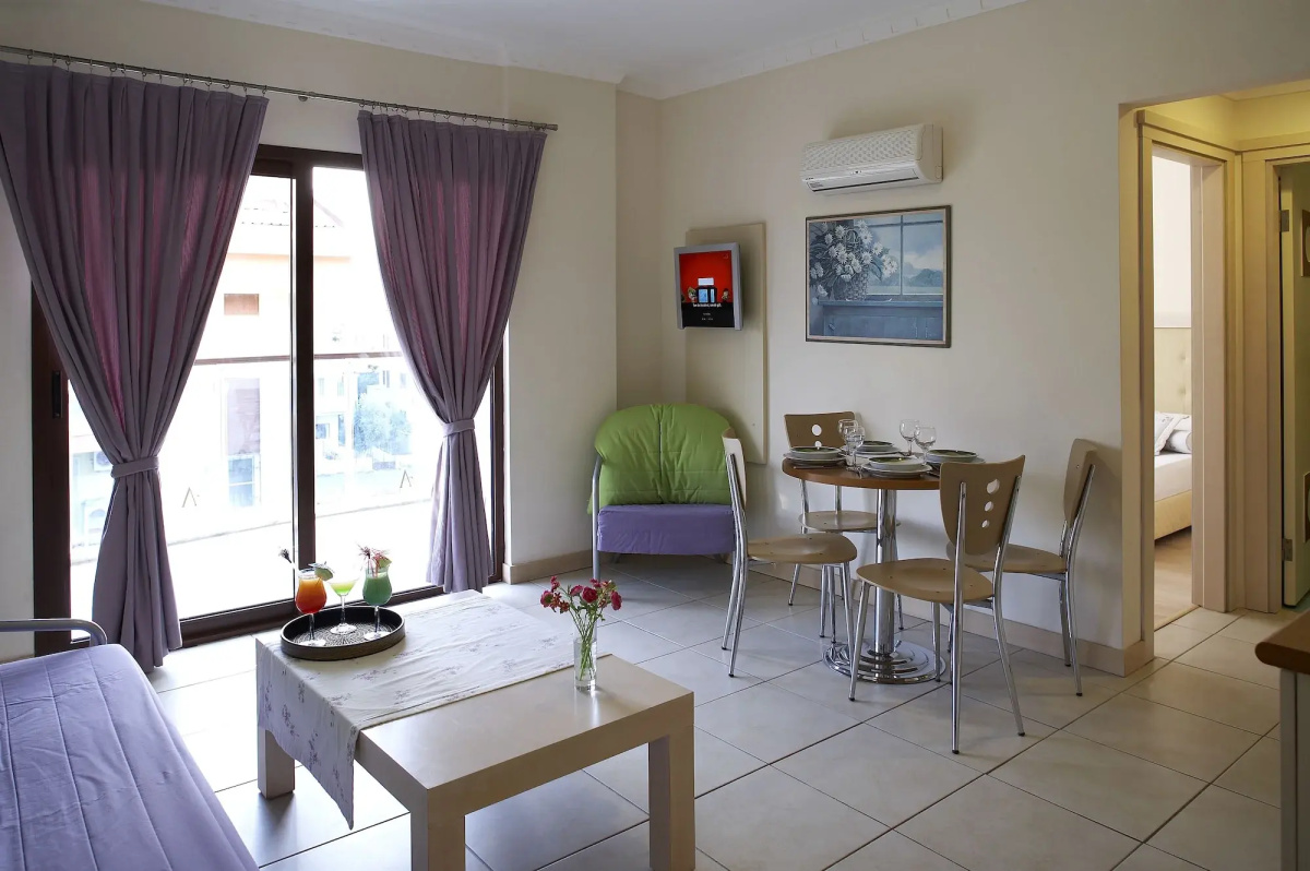 Club Anastasia Aparthotel