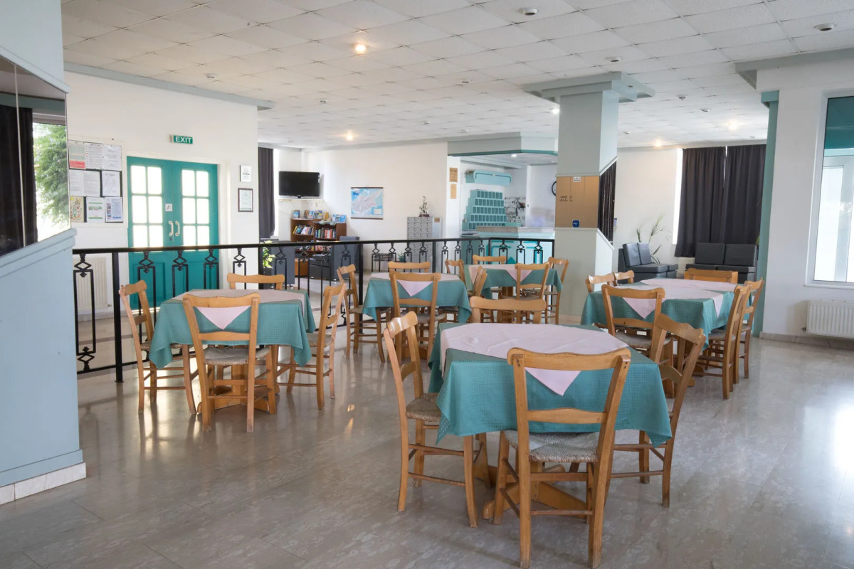 DebbieXenia Hotel Apartments