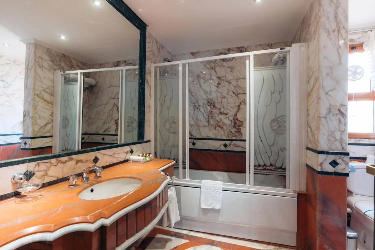 Nubian Island, Families and Couples only