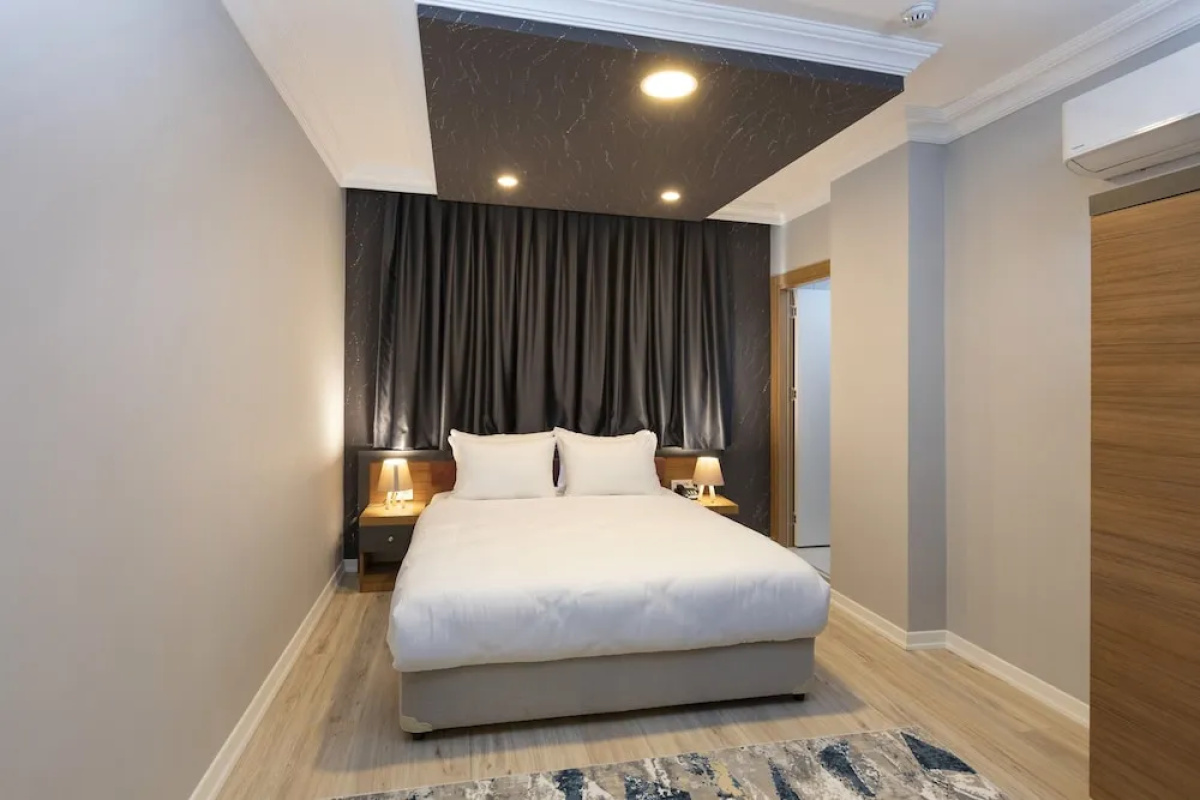 Toprak Hotel