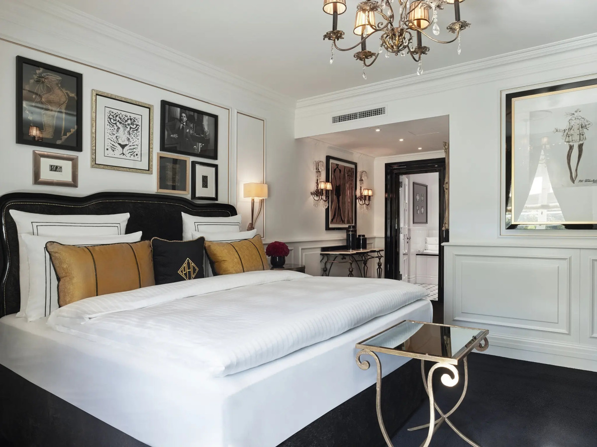 Schlosshotel Berlin By Patrick Hellmann