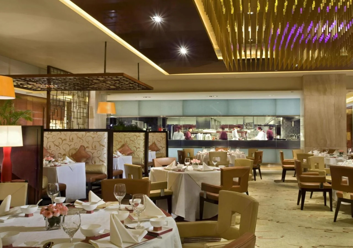 Sheraton Grand Shanghai Pudong Hotel & Residences