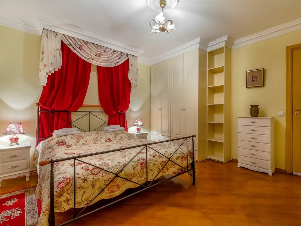 Апартаменты Комфорт на Грибоедова 12-15