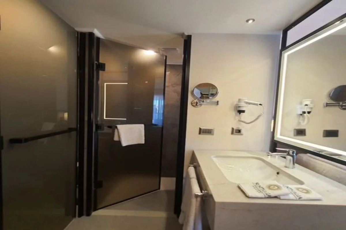 Sunthalia Hotels & Resorts