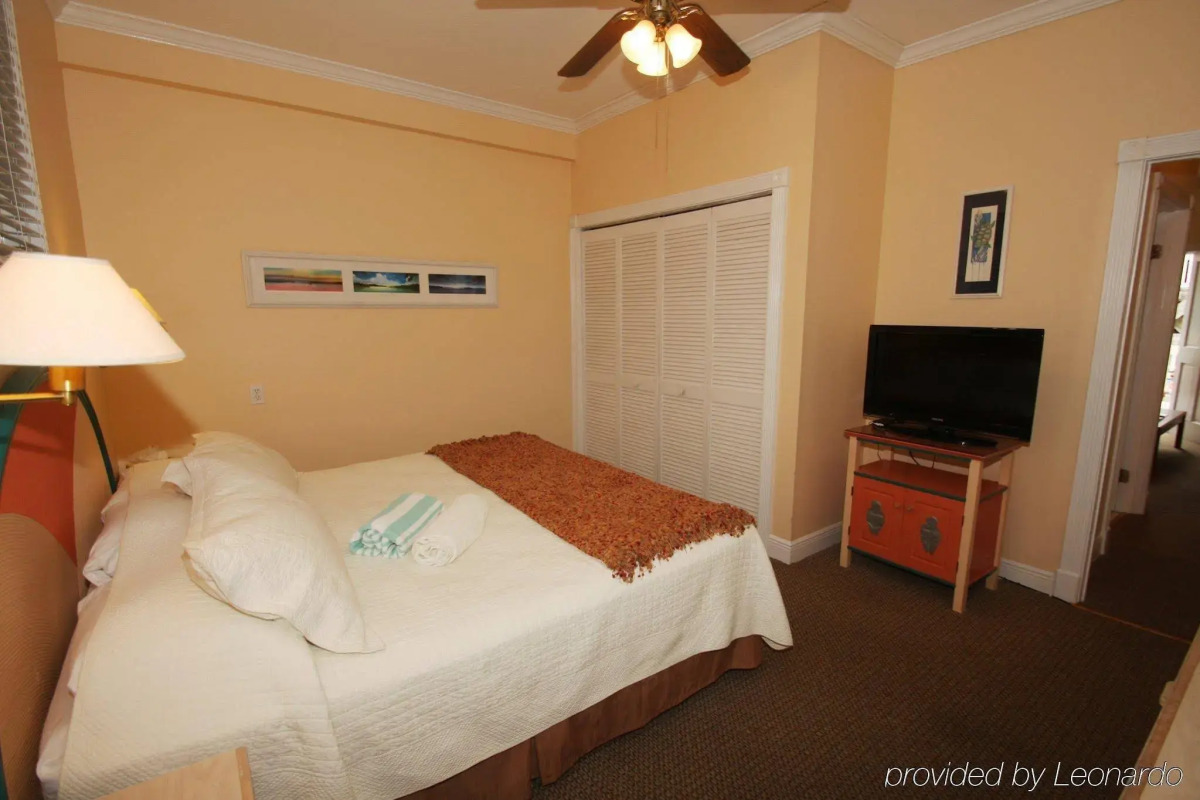 The Southernmost Inn - Adults Only