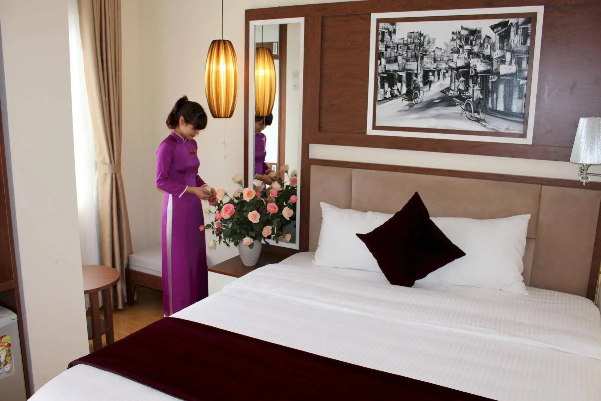 Golden Legend Diamond Hotel	