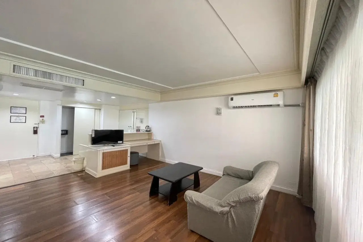 Basaya Beach Hotel & Resort