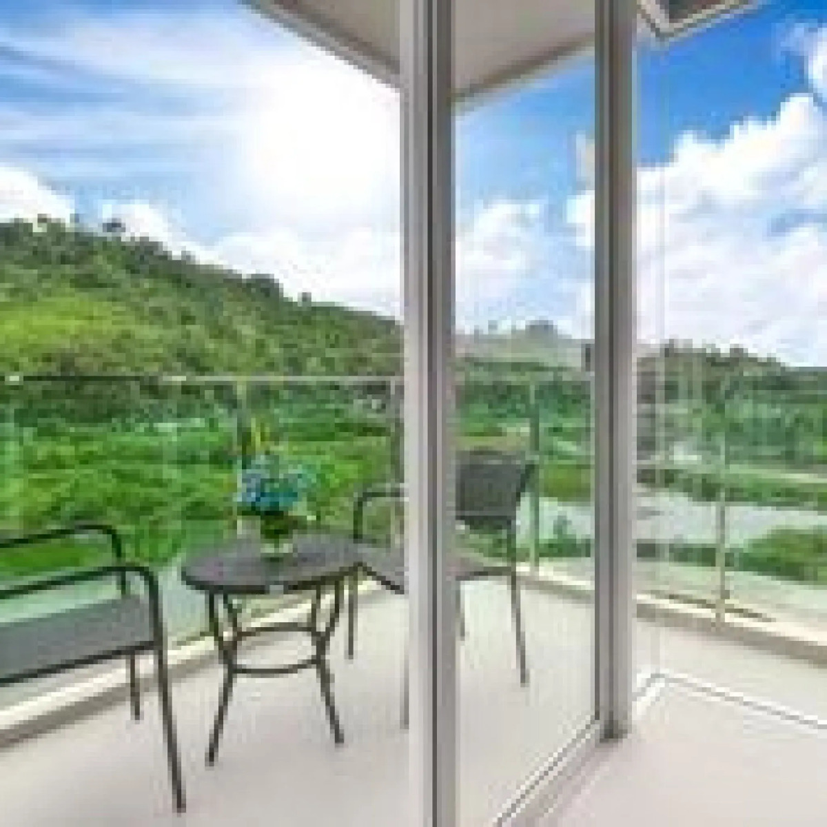 Курортный отель Fishermen's Harbour Urban Resort