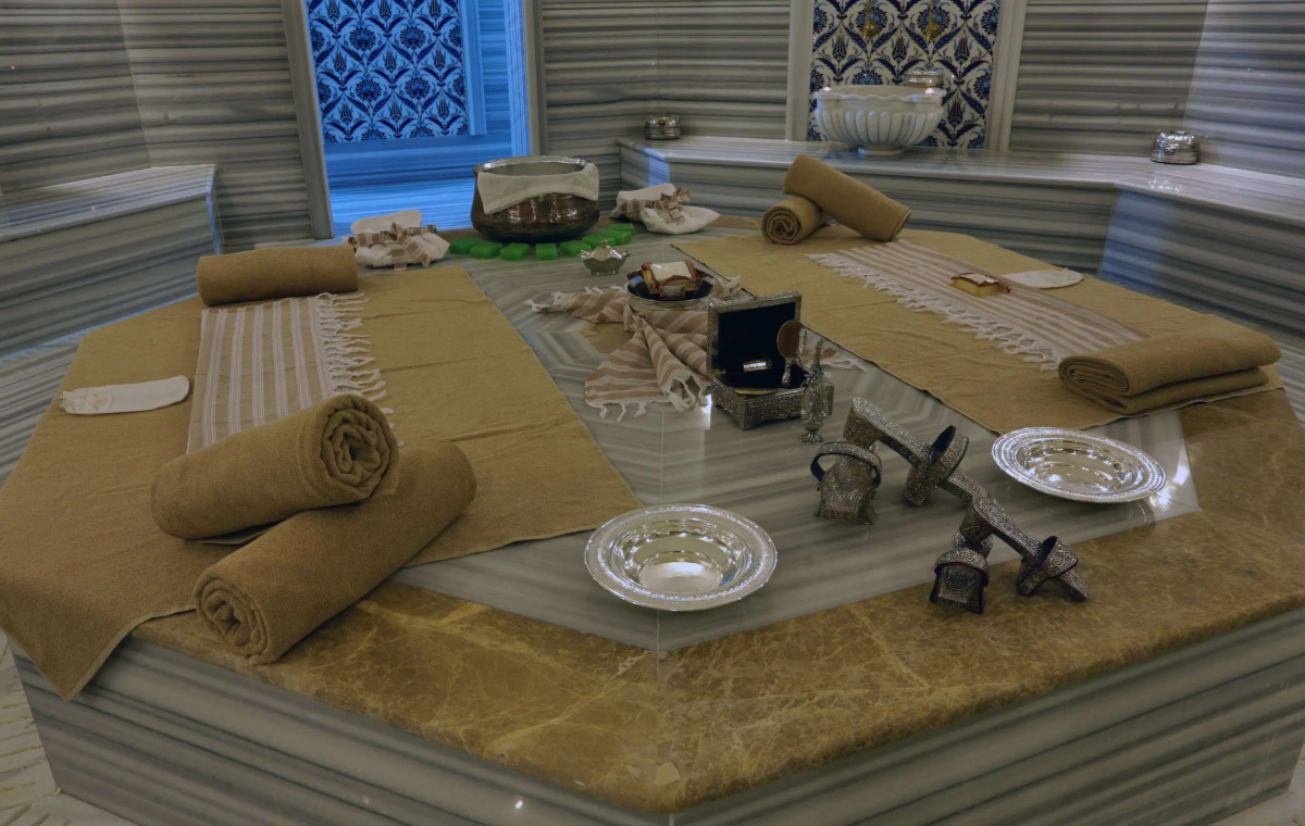 Royal Stay Palace Hotel