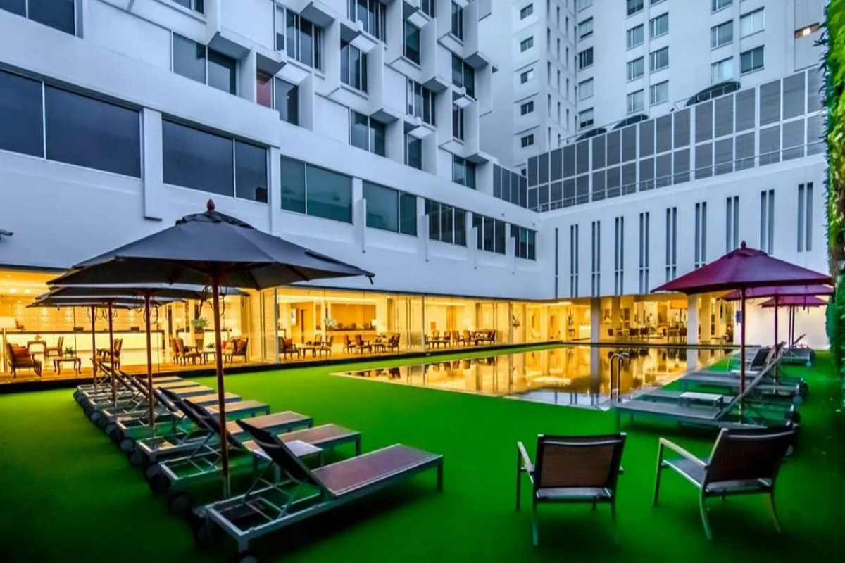 Mandarin Hotel Managed by Centre Point
