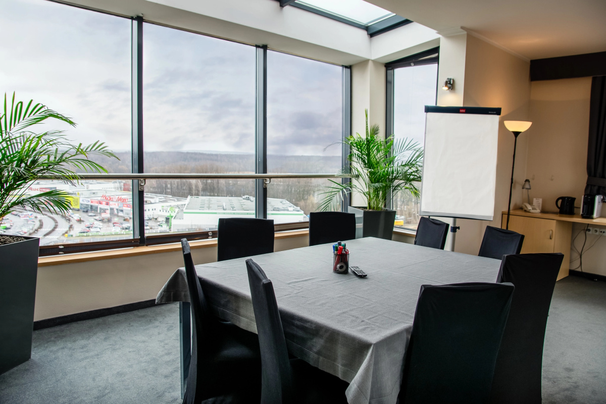Economy Silesian Hotel