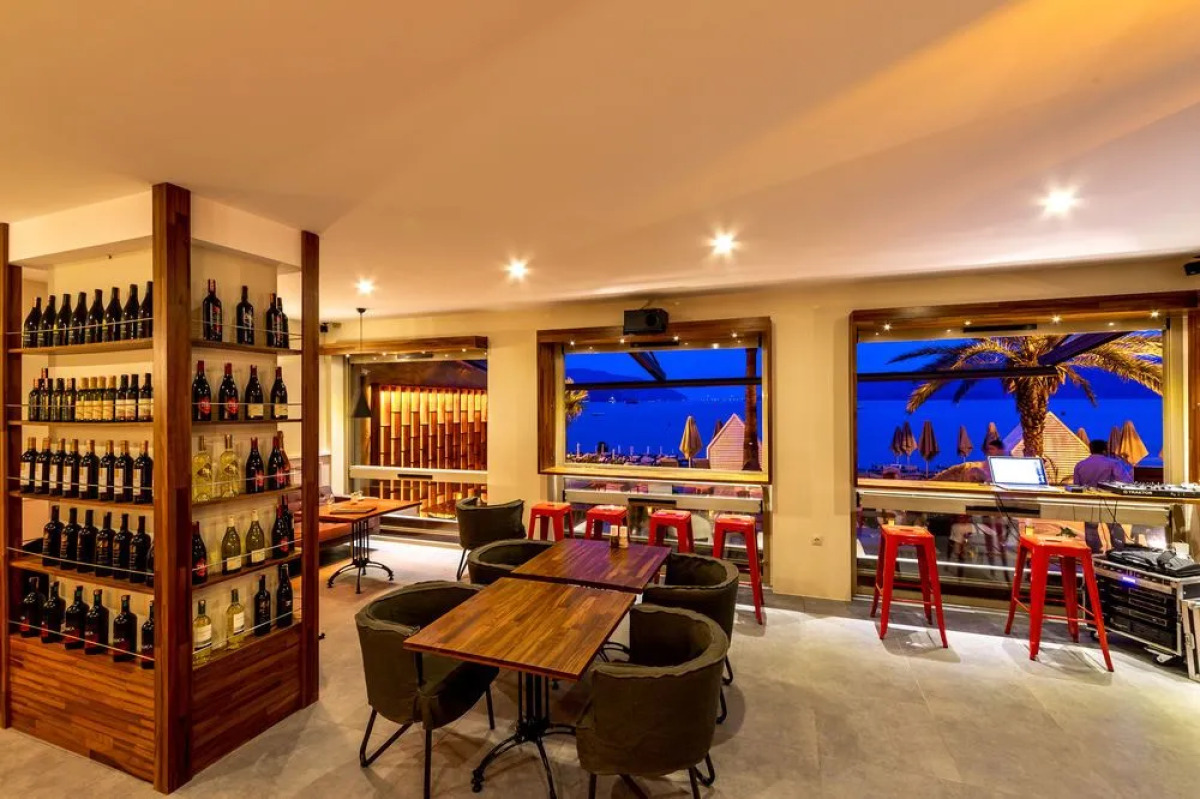 Reis Beach Hotel&Restaurant