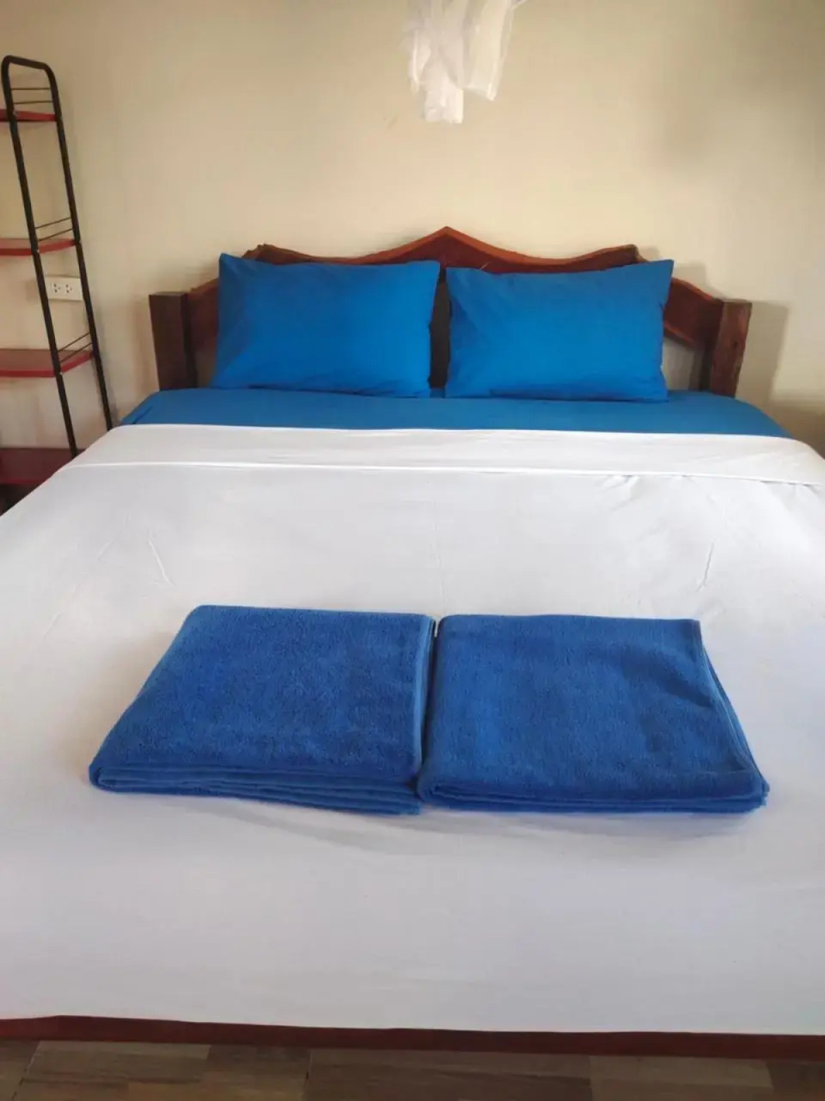 Bamboo Hut Bungalow - Adults Only