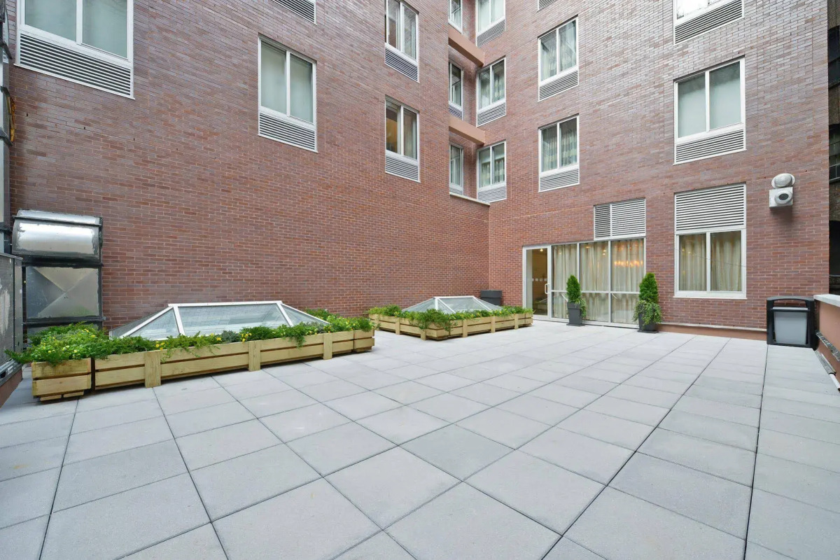 Holiday Inn NYC - Lower East Side by IHG