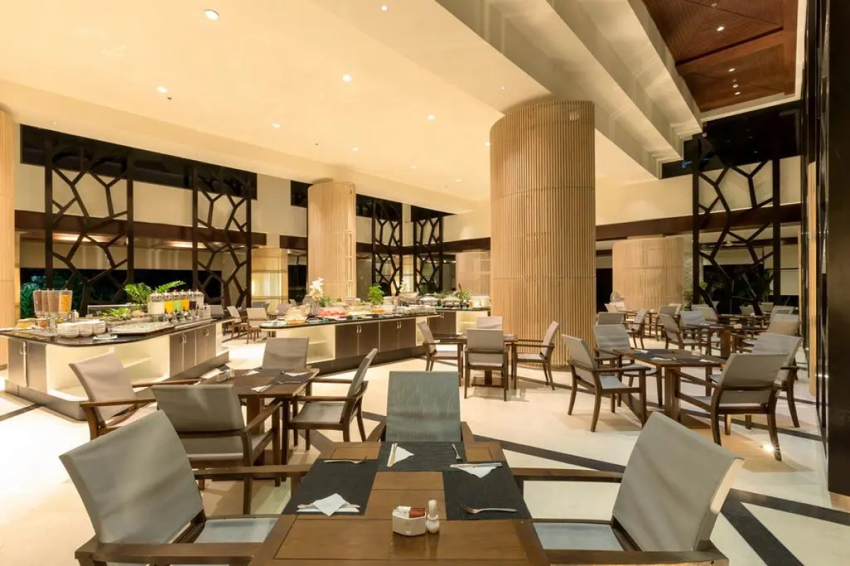 Andaman Embrace Patong