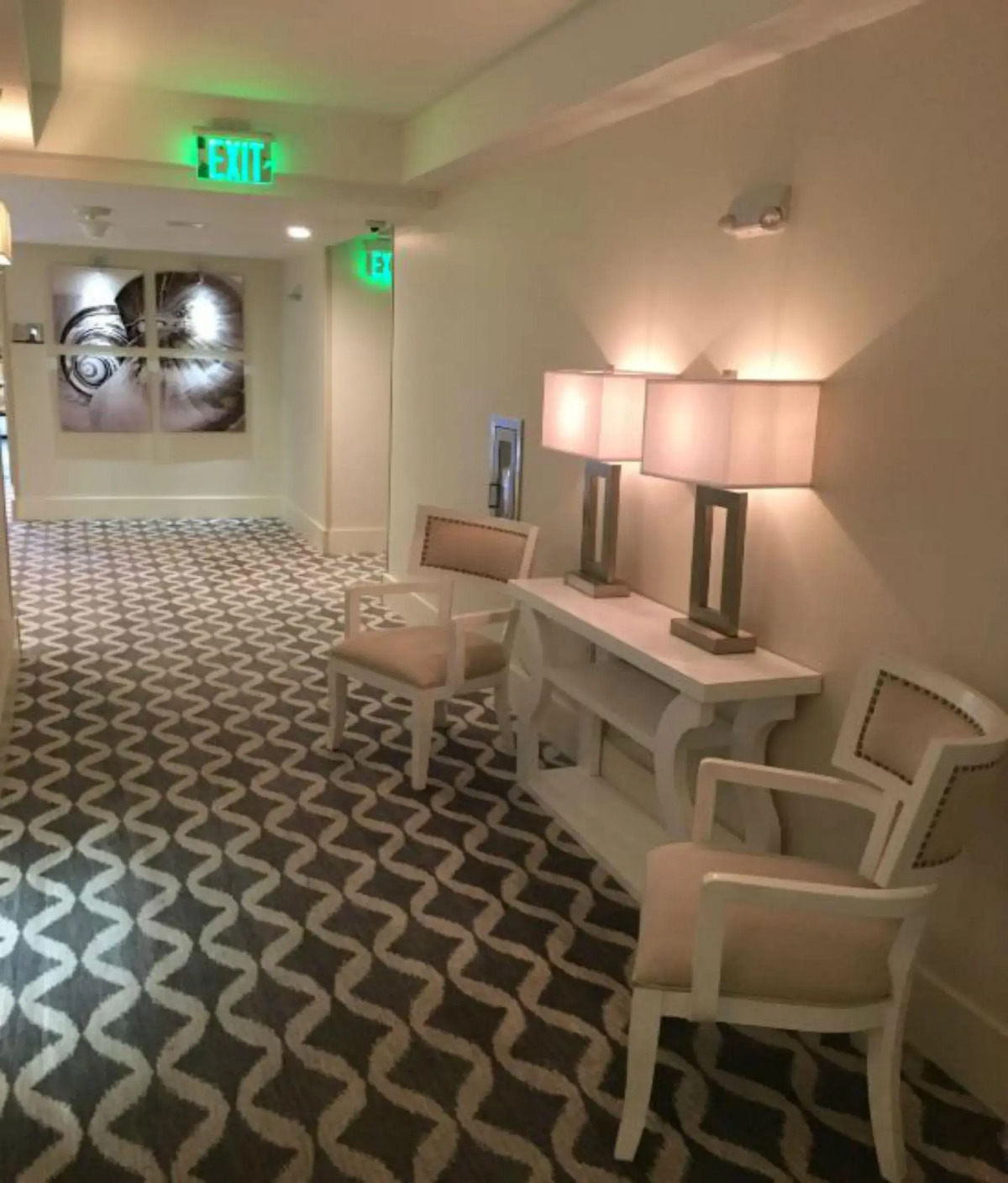 Отель Grand Beach Hotel Surfside West