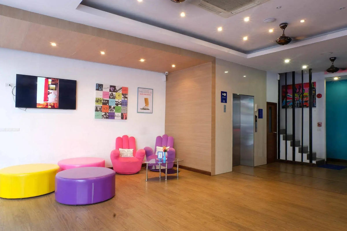 iCheck inn Central Patong