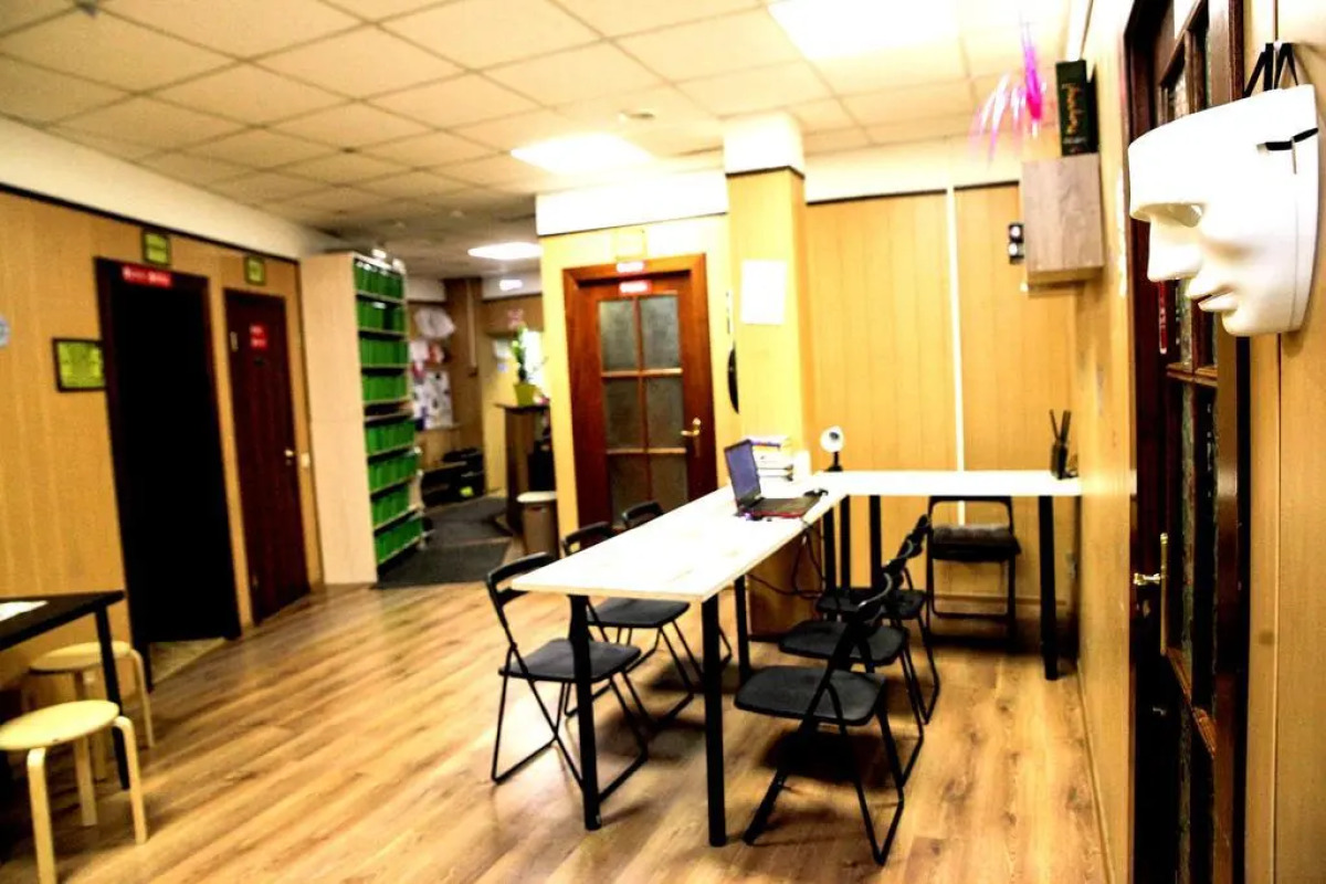 Бауманская (на ул. Бакунинская)