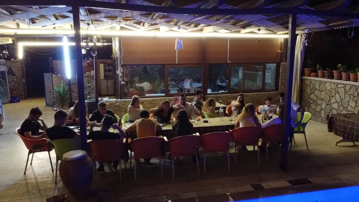 Shah Sultan Ozturk Hotel