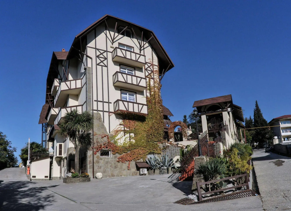 Отель Вэйлер