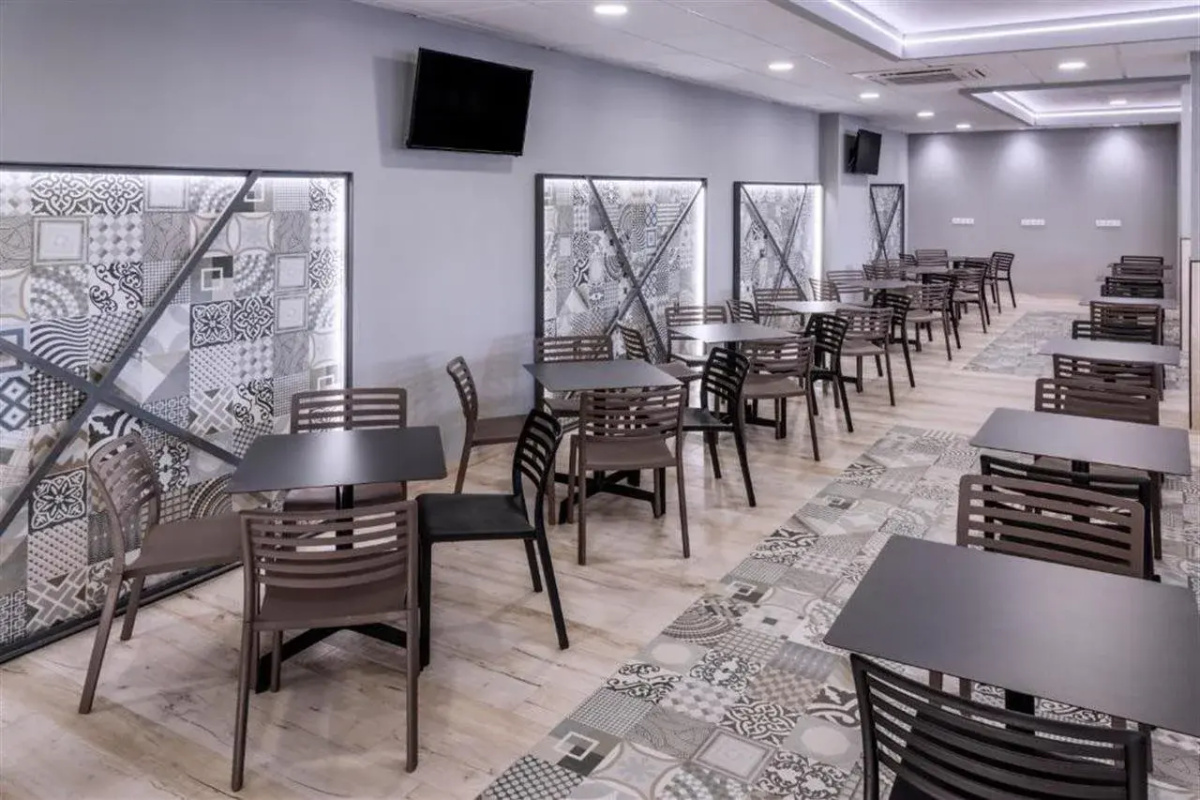 Hotel Serhs Oasis Park