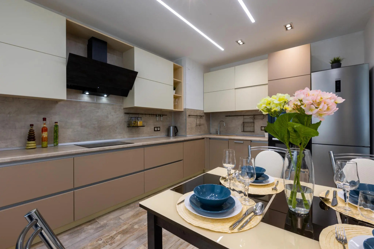 Сутки Уфа на улице Энтузиастов 16