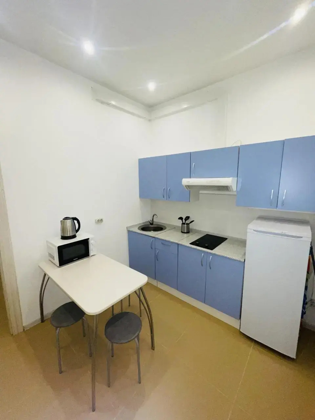 Апартаменты на Микрорайоне 1 Мая 4к1