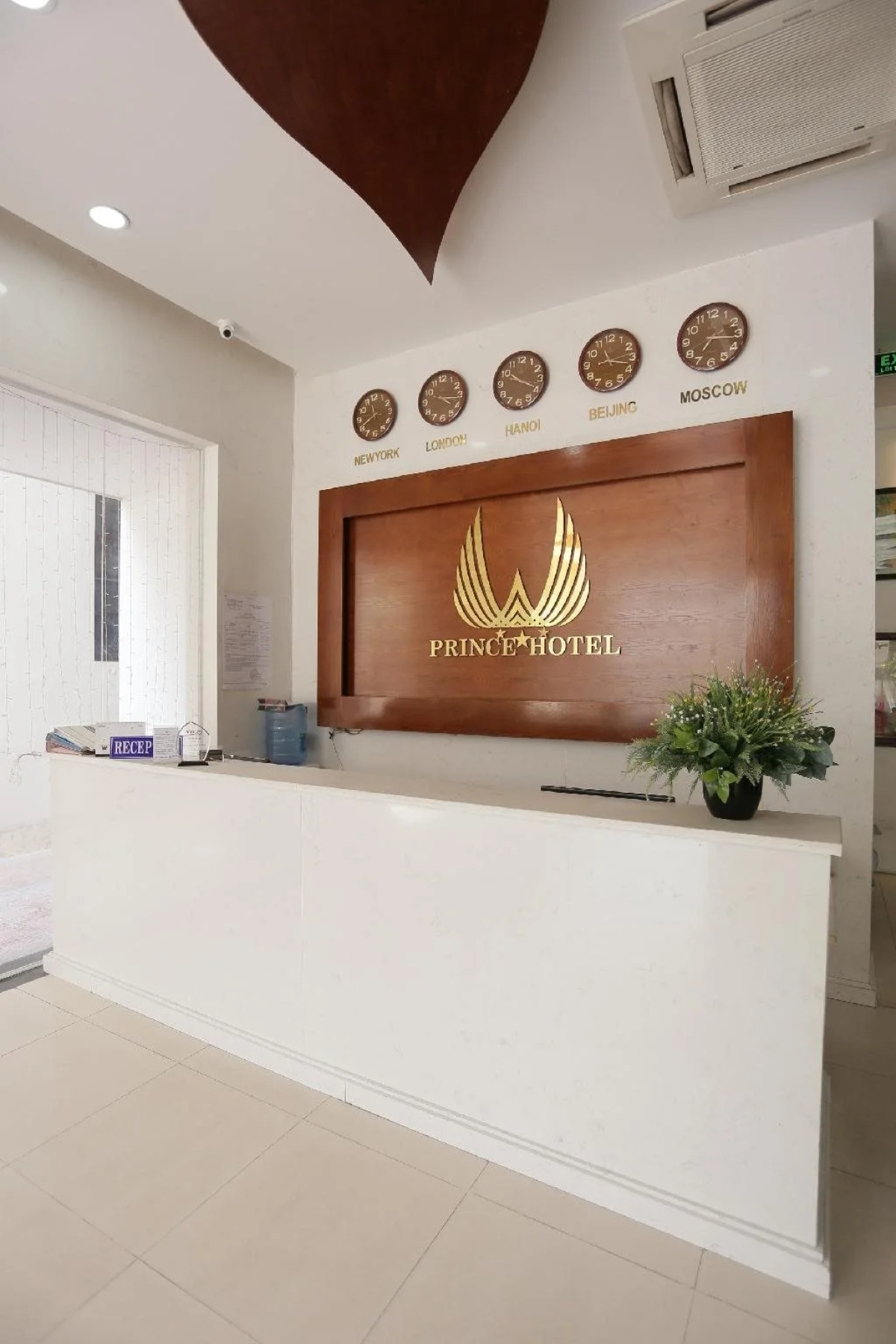 Prague Nha Trang Hotel