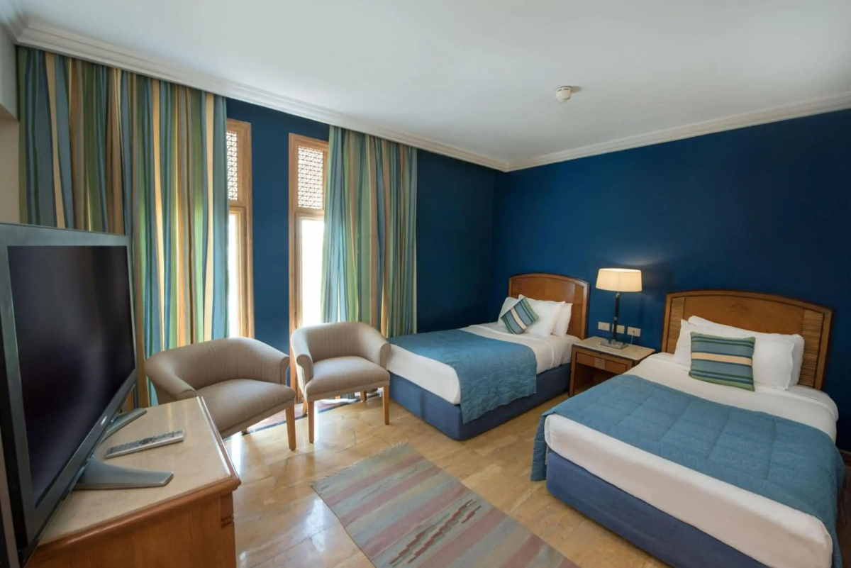 Reef Oasis Beach Resort