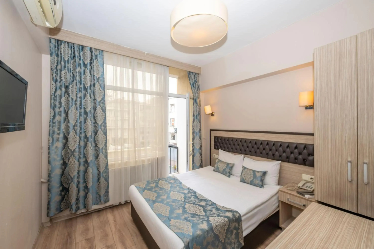 Tugra Hotel