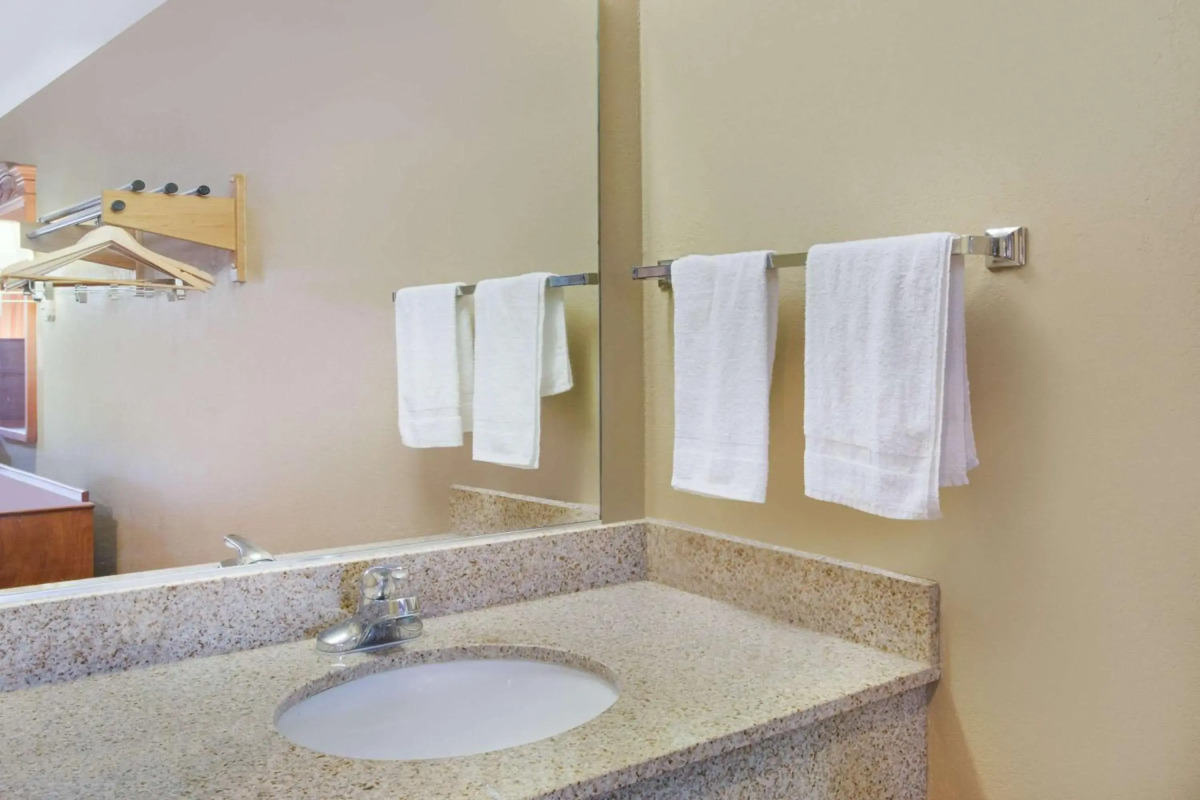 Sheraton Boston Needham Hotel