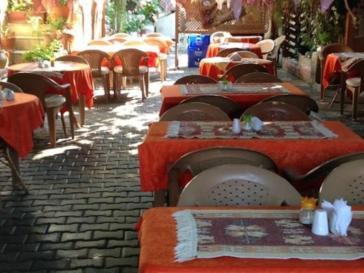 Antonios Hotel