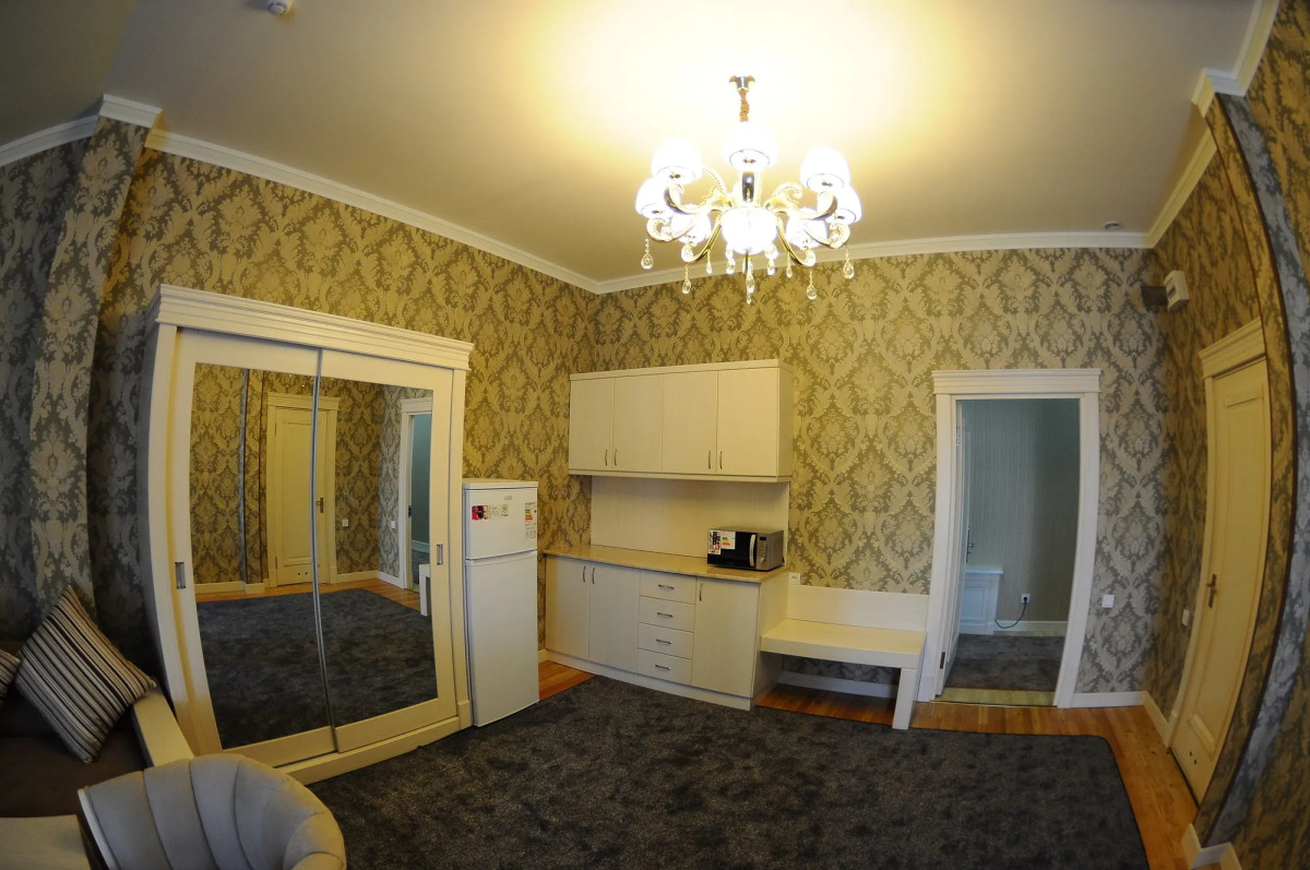 Afrosiyob (Афросиоб)