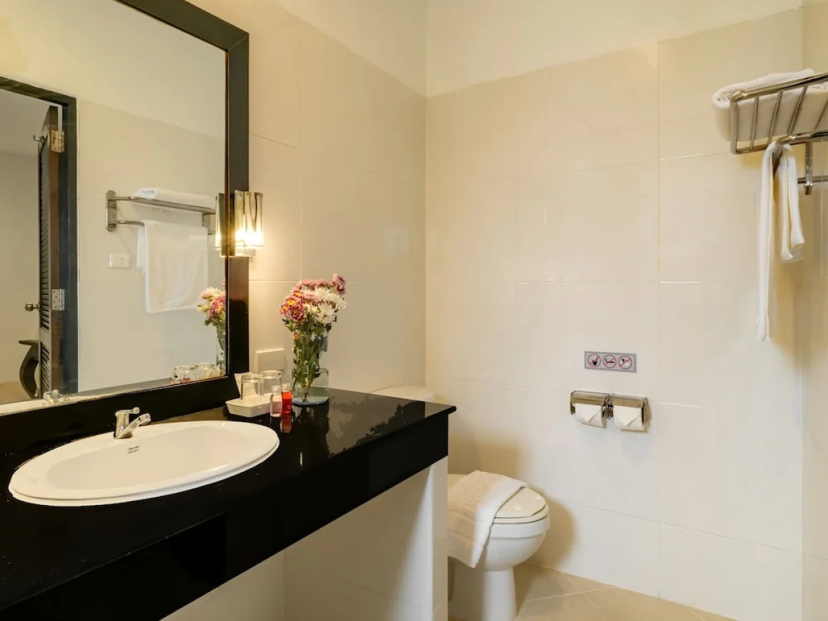 Isara Nai Yang Resort