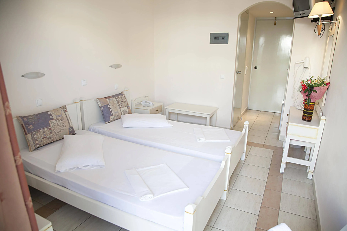 Theonia Hotel